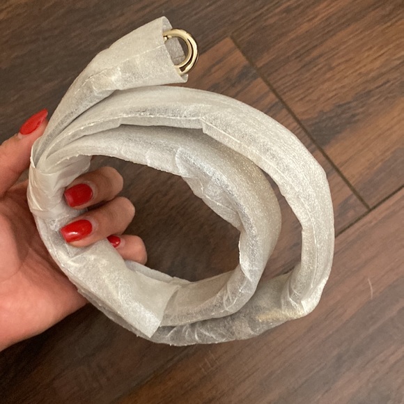 Kate Spade Satchel - Picture 9 of 9